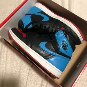 Unc to chi jordan 1s